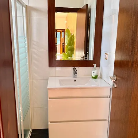 아파트 Avo Domingas Mountain Retreat - Unit A
